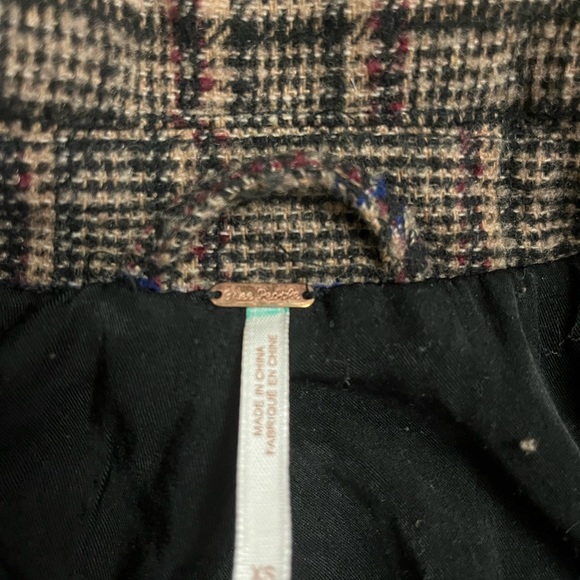 Free people jacket. Oversized fit. Will fit XSmall/Small. - Picture 4 of 13